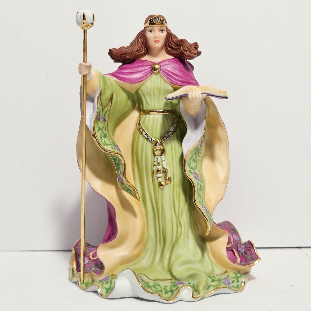 Lenox Evil Enchantress Legendary Princesses Fine Porcelain Figurine 2003 LE 1187